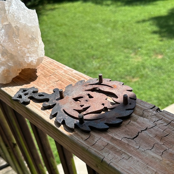 Cast iron Blue Heron Trivet - Picture 2 of 2